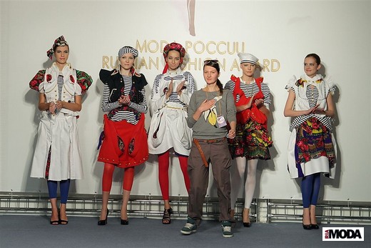 20110929 Вероника Каллаур, коллекция «На теплоходе музыка играет». 30-й конкурс 