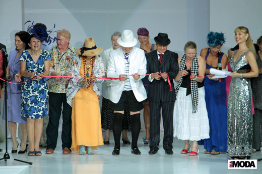 20100818 Открытие международной выставки головных уборов «СHАРЕAU-2010». Фотография Натальи Лапиной, ИА «РИА МОДА».