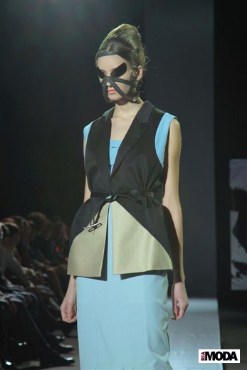 20101022 St. Bessarion, RFW. Коллекция весна-лето 2011. Фотография Натальи Лапиной, ИА «РИА МОДА».