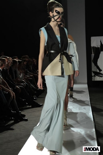 20101022 St. Bessarion, RFW. Коллекция весна-лето 2011. Фотография Натальи Лапиной, ИА «РИА МОДА».