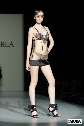 20110402 Volvo-неделя моды в Москве, La Perla, коллекция Fall-Winter 2011/12 . Фотография Натальи Лапиной, ИА «РИА МОДА».1