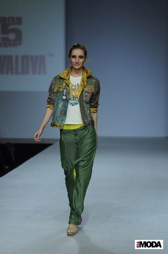20101023 F5 jeansmaster, Volvo-Неделя моды в Москве. Коллекция весна-лето 2011. Фотография Андрея Ревенко, ИА «РИА МОДА».