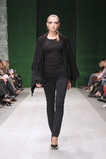 Наташа Павлюченко, Lviv Fashion Week, коллекция сезона весна/лето 2012. Фотографии предоставлены организаторами недели моды.