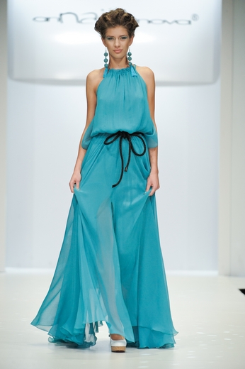 20101020 Анна Иванова, RFW. Коллекция весна-лето 2011. Фотографии предоставлены агентством «Артефакт». Фотограф Александр Азаров. 