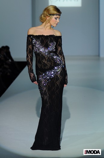 20110402 Aleksandra Serova, Volvo-неделя моды в Москве, коллекция вечерних платьев haute couture (осень-зима 2011/2012) «Лед тщеславия». Фотография Андрея Ревенко, ИА «РИА МОДА».