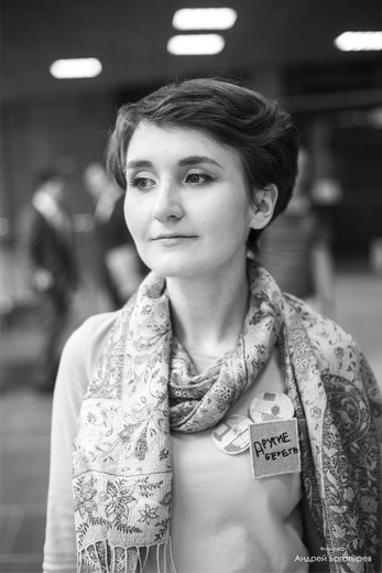 Дизайнер Ксения Новикова. Фотография представлена Ксенией Новиковой и Дарьей Растуниной