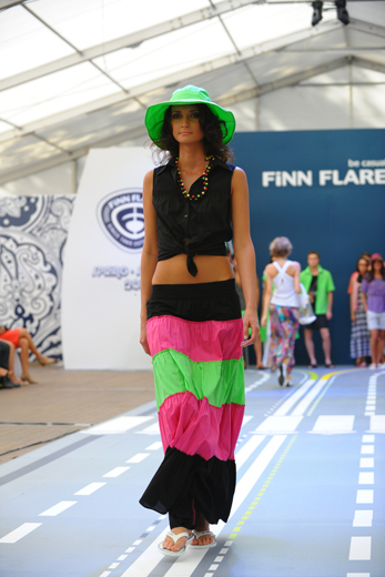 20100707 Показ коллекций Finn Flare сезона весна-лето 2011 и AppleMoon сезона осень-зима 2010\11. Фотография предоставлена организаторами.