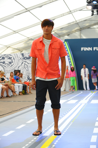 20100707 Показ коллекций Finn Flare сезона весна-лето 2011 и AppleMoon сезона осень-зима 2010\11. Фотография предоставлена организаторами.