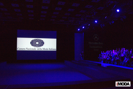 На Mercedes-Benz Fashion Week Russia состоялся коллективный показ молодых итальянских дизайнеров - 4