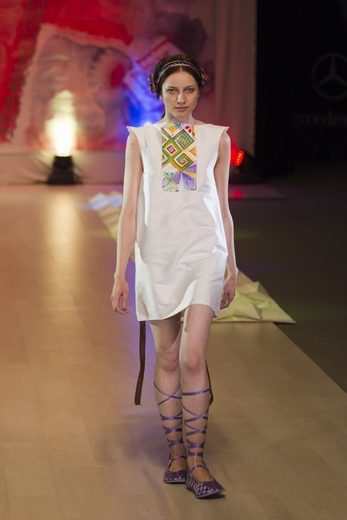 20101030 Lviv fashion week, Зинаида Лихачева. Коллекция сезона весна-лето 2011. Фотография предоставлена организаторами.