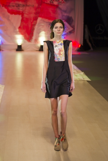 20101030 Lviv fashion week, Зинаида Лихачева. Коллекция сезона весна-лето 2011. Фотография предоставлена организаторами.