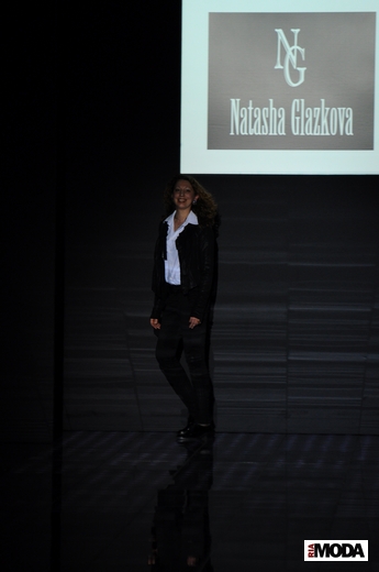 20101024 Наташа Глазкова. Volvo-Неделя моды в Москве. Коллекция сезона весна-лето 2011. Фотография Андрея Ревенко, ИА «РИА МОДА».