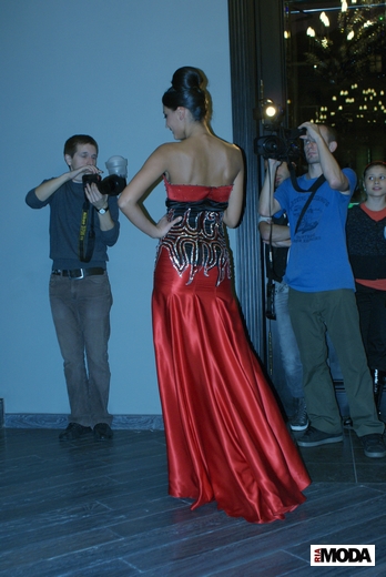 20101029 Показ коллекции Орхана Султана «Женщина Старого Города» (сезон весна-лето 2010/11). Фотография Александра Кузнецова, ИА «РИА МОДА».