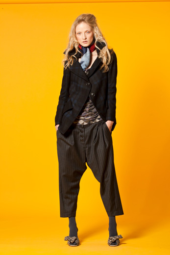 20110923 Коллекция Anglomania by Vivienne Westwood. Фотография представлена компанией «Кенгуру».