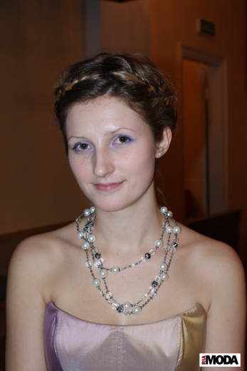 20091128 Всемирный день шляпника. Дизайнер Ольга Митрофанова. Номинация «Головной убор мегаполиса». Фотография Валентины Кузнецовой, ИА «РИА МОДА»