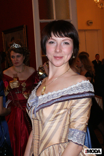 20091128 Всемирный день шляпника. Дизайнер Елена Кочева. Номинация «Молодой дизайнер промышленных коллекций». Фотография Валентины Кузнецовой, ИА «РИА МОДА»