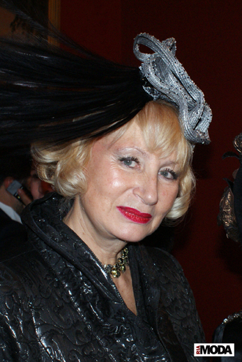 20091128 Дизайнер Екатерина Вологдина на праздновании Всемирного дня шляпника. Фотография Валентины Кузнецовой, ИА «РИА МОДА»