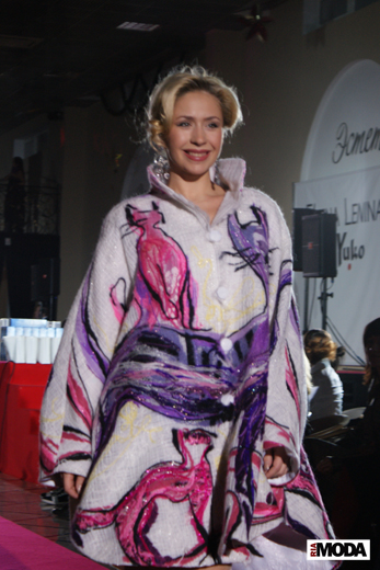 20100117 Показ коллекции Лены Лениной и Компании YUKO «Светские тигрицы, львы и котята». Фотография Ивана Бурняшева, ИА «РИА МОДА»