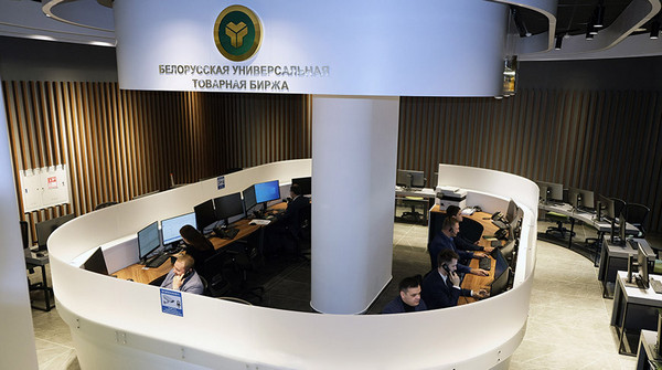 Более 30 предприятий легпрома продают свою продукцию на Белорусской универсальной товарной бирже