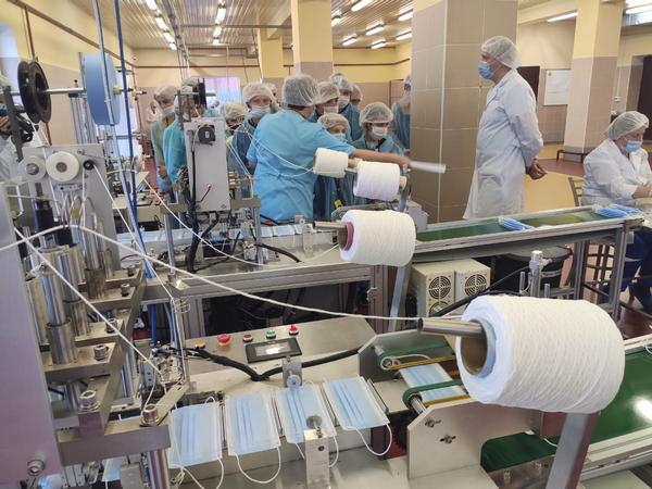 Ярославские компании ежемесячно выпускают до 15 миллионов масок и планируют расширение производства