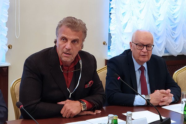 Виктор Черепов: Сектору необходимо организовать СПК легкой и текстильной промышленности