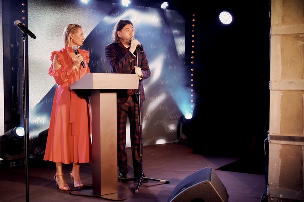 Церемония вручения национальной премии в области моды «Ли-Лу Fashion Awards» 2020 состоялась в Москве