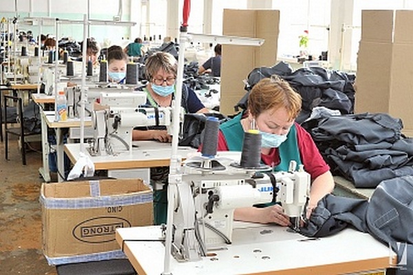 Учалинская швейная фабрика в сегодняшних непростых условиях работает стабильно Учалинская швейная фабрика в сегодняшних непростых условиях работает стабильно