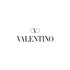 На Неделе моды в Париже коллекцию бренда Valentino демонстрировали модели среднего размера