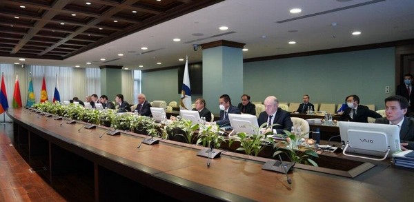 На территории ЕЭС обнулят ставки ввозных пошлин на ряд товаров химпрома для кожевенно-обувного производства