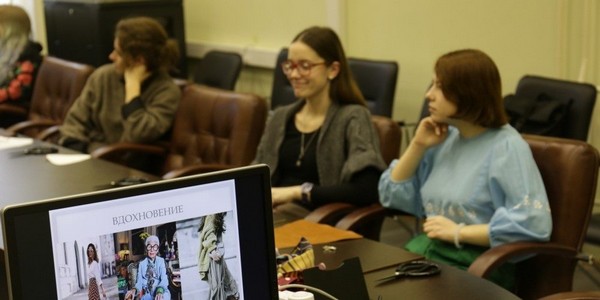 Проект «Fashion Lab. Творческие коллаборации» начал работать в Санкт-Петербурге Проект «Fashion Lab. Творческие коллаборации» начал работать в Санкт-Петербурге