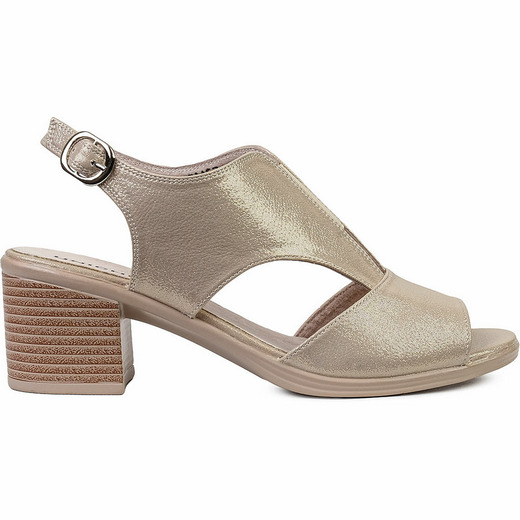Компания «Юничел» провела анализ продаж обуви в карантинный период Компания «Юничел» провела анализ продаж обуви в карантинный период
